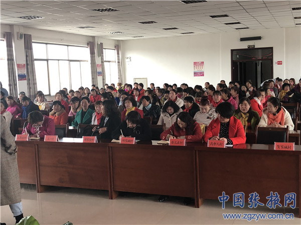 安阳乡举办庆“三八微量氧分析仪”关爱妇女健康知识讲座