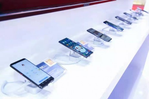 从5G手机到XR设备，高通在进博会展出多项5G黑科