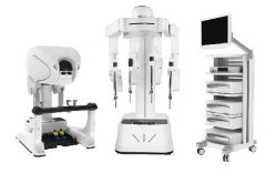 我国自主研发的多孔、单孔腔镜手术机器人同时
