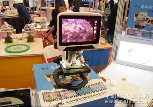爱科学携多系列数码液tube8中国晶显微镜亮相2018深圳教育